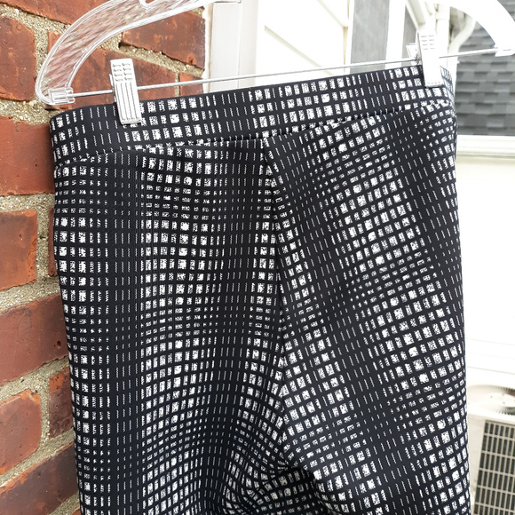 ZAC & RACHEL BLACK/WHITE CAPRIS. ADORABLE. SIZE 12 - Picture 3 of 4